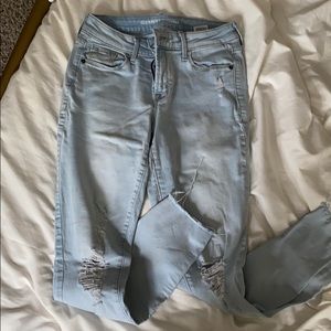 OLD NAVY ROCKSTAR LIGHT WASH DENIM: LIKE NEW!
